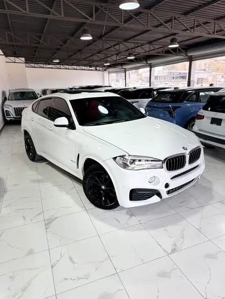 2017 BMW X6 3.5i