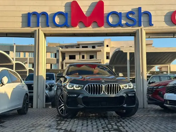 2021 BMW X6 M40i