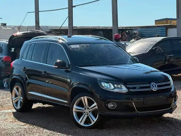 2014 Volkswagen Tiguan R