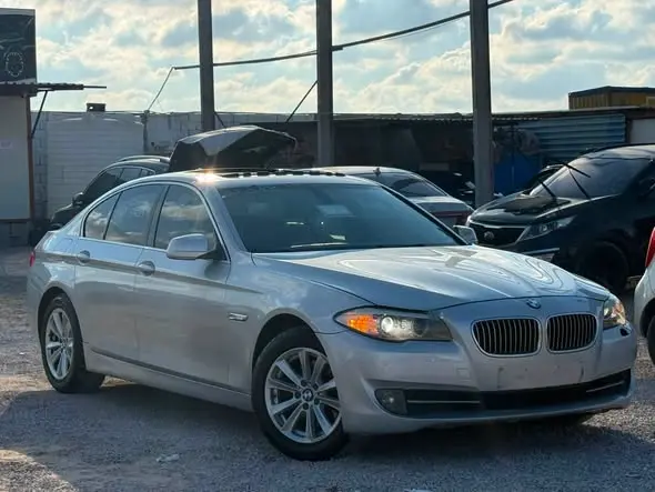 2012 BMW F10