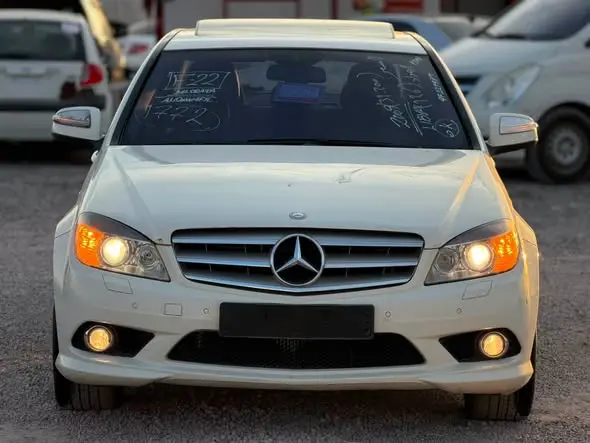 2009 مرسيدس C230