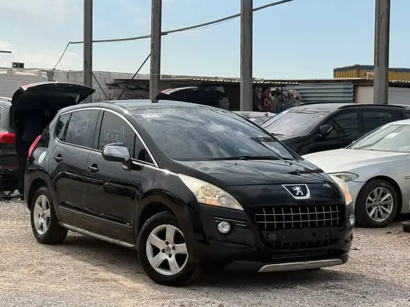 2013 بيجو 308
