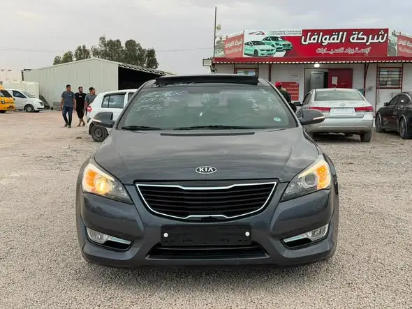 2012 كيا K7