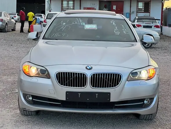 2010 BMW 528i