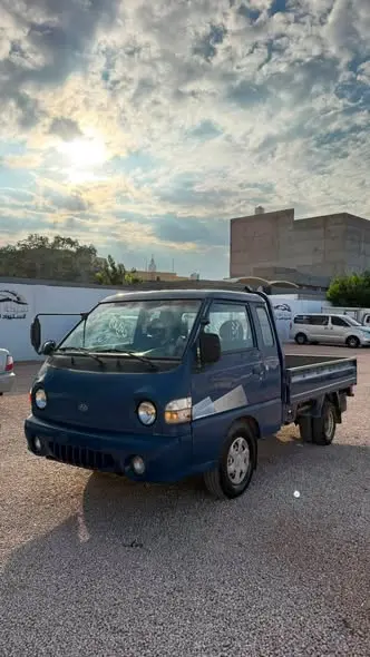 2004 Hyundai Porter