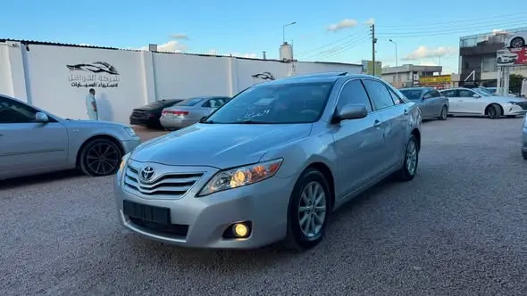 2011 TOYOTA CAMRY