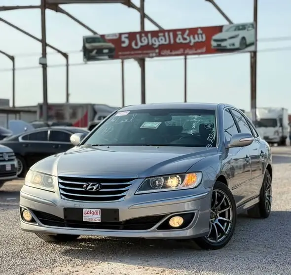 2010 هونداي أزيرا