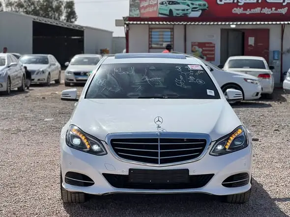 2015 مرسيدس E300
