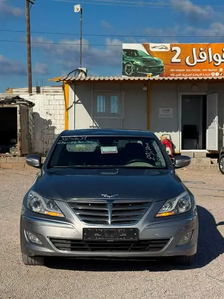 2012 هونداي جينسس
