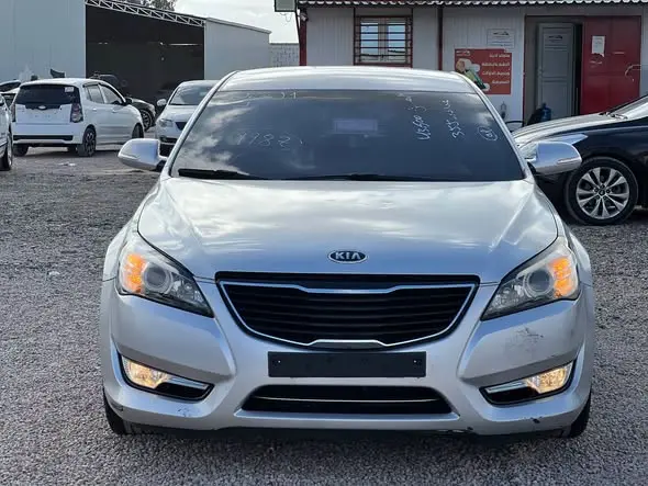 2012 كيا K7