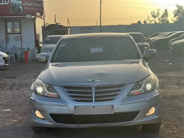 2013 هيونداي جنسس