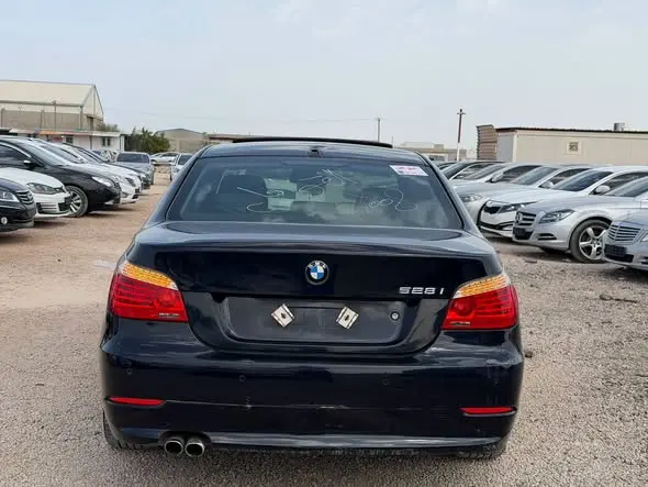 2008 BMW 528i