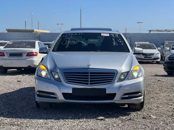 2012 مرسيدس E300