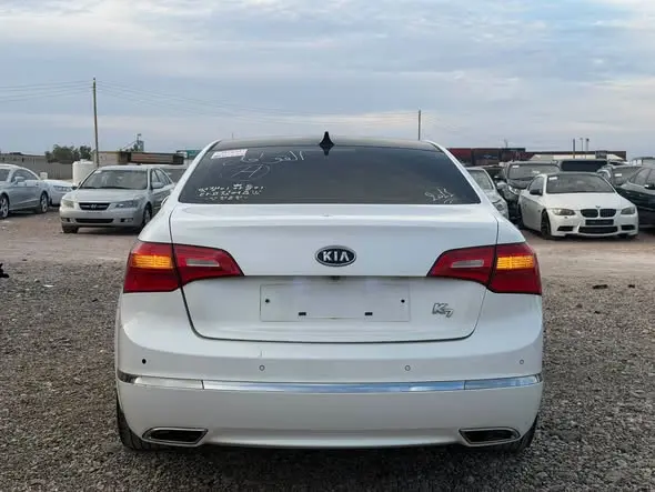 2011 كيا K7