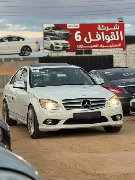 2010 MERCEDES C230