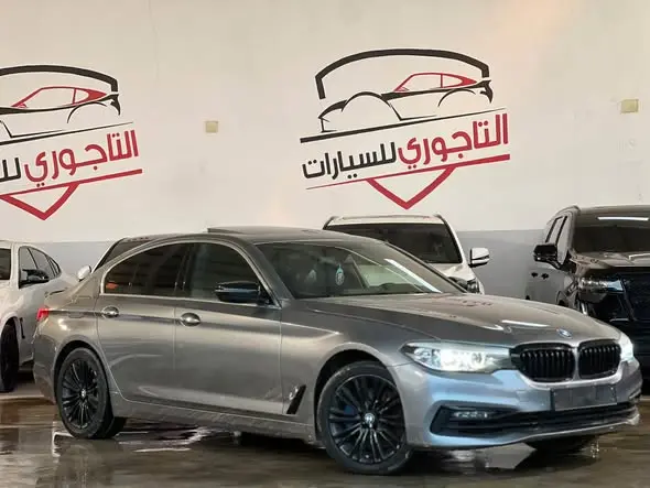 2017 BMW G30