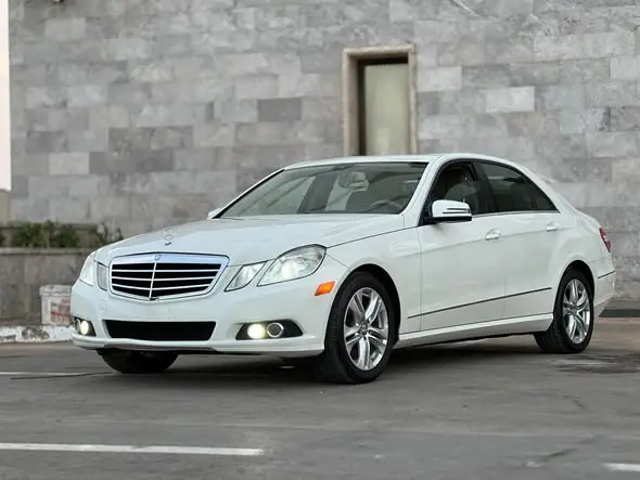 2011 Mercedes-Benz E350