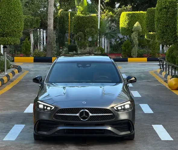 2024 Mercedes-Benz C300