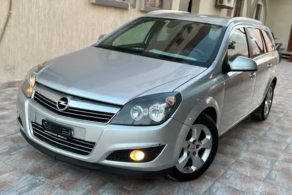 2010 Opel Astra