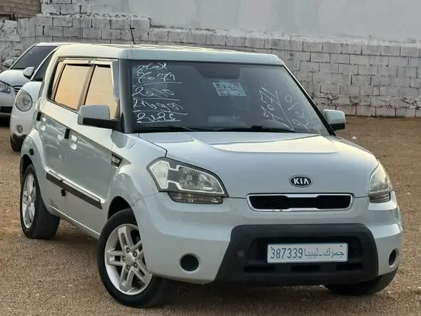 2010 كيا سول