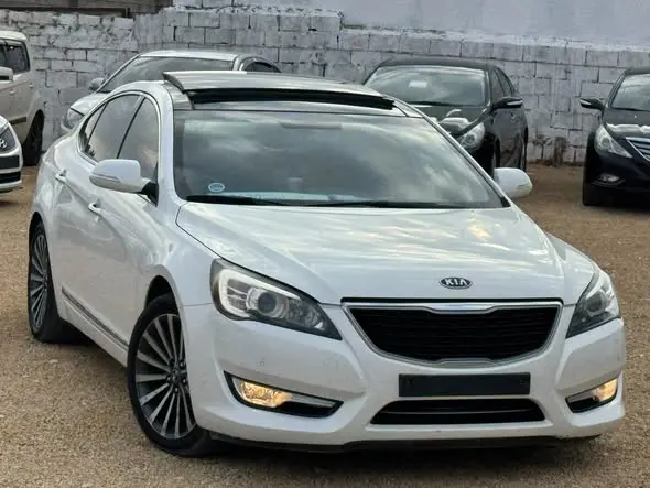 2012 Kia Cadenza