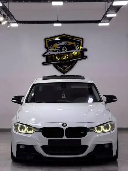 2015 BMW F30