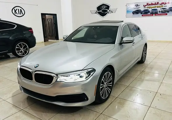 2019 BMW G30