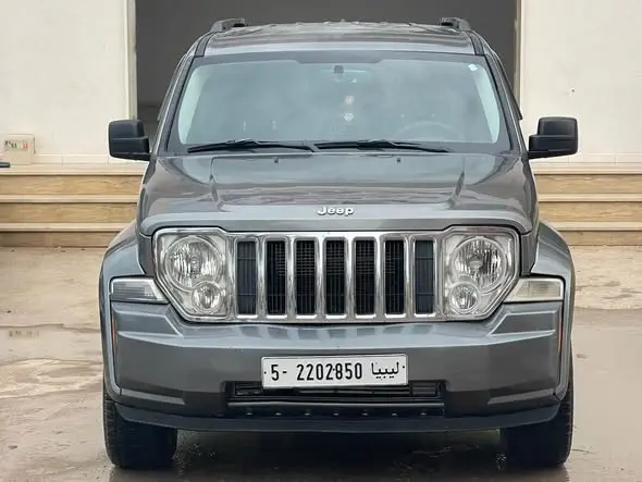 2012 جيب لبرتي