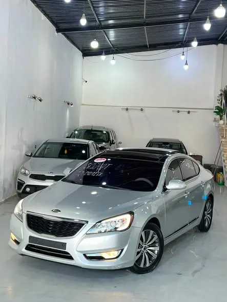 2012 كيا K7