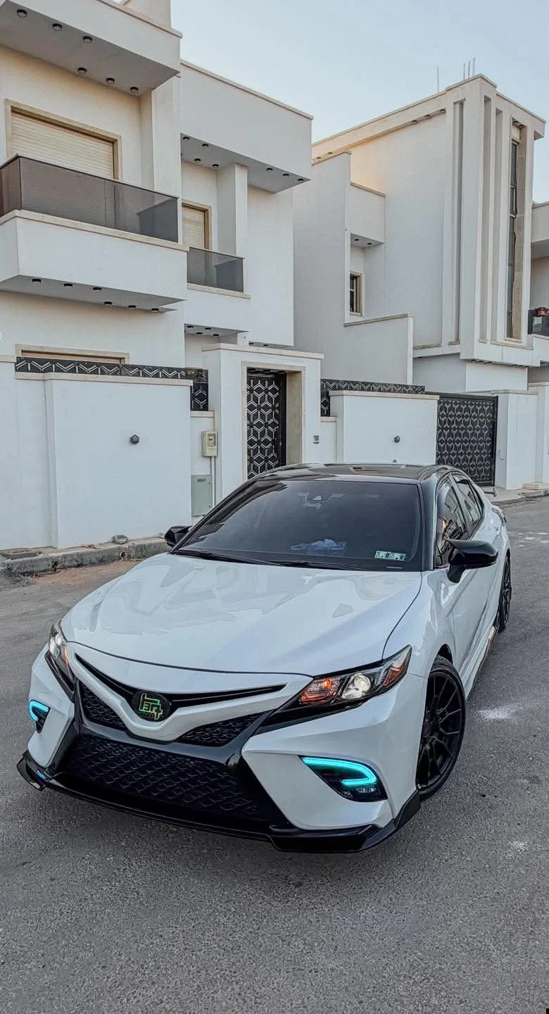 تويوتا كامري TRD2021