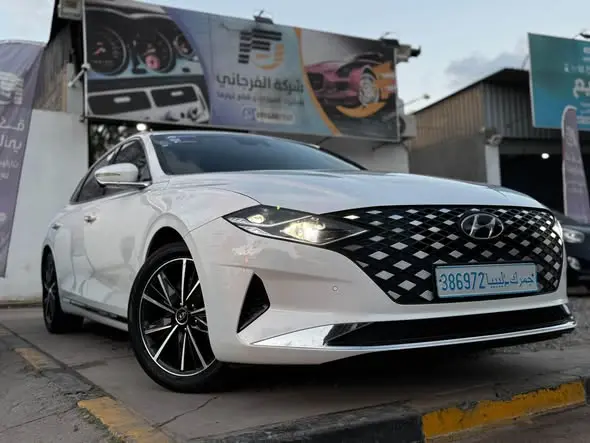 2021 هيونداي قرانديور (ازيرا)