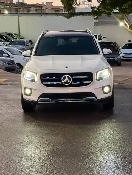 2021 Mercedes-Benz GLB 250