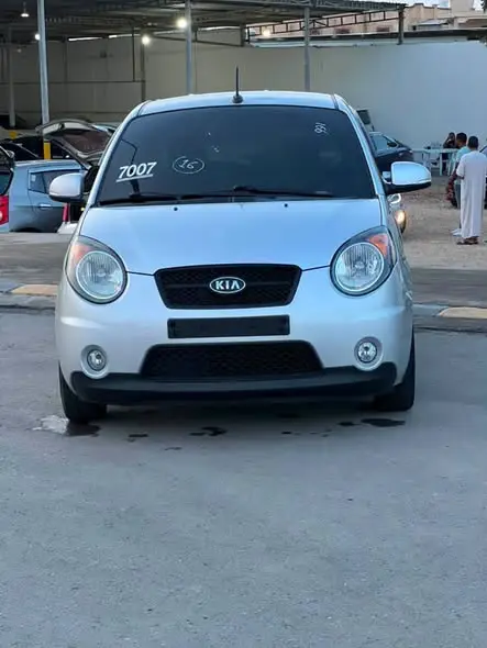 2010 كيا مورنق (بيكانتو)