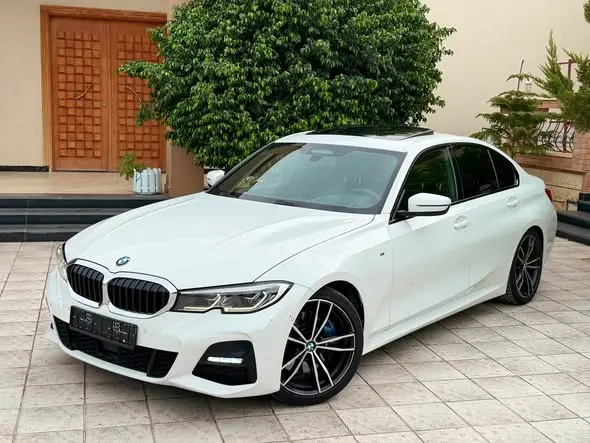 2021 BMW 330i