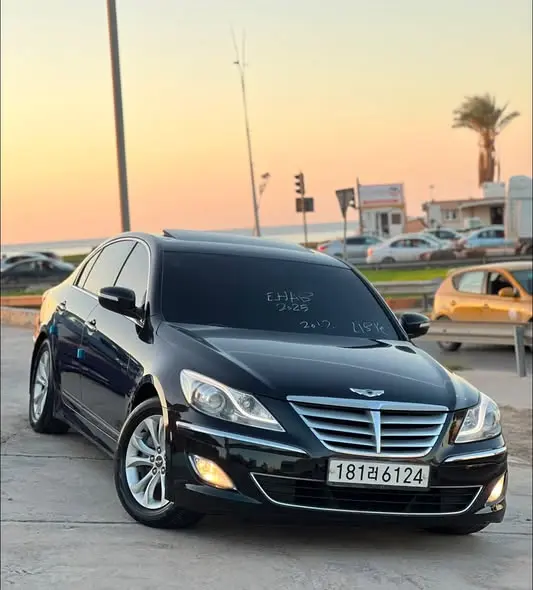 2013 هونداي جينيسس